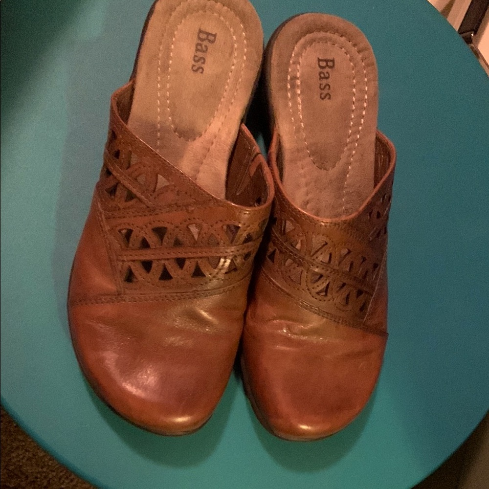 Bass Brown Leather Mules with Intricate Cutouts